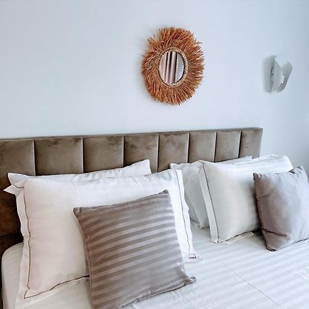Madalin Seaside Apartment Vlorë Eksteriør billede