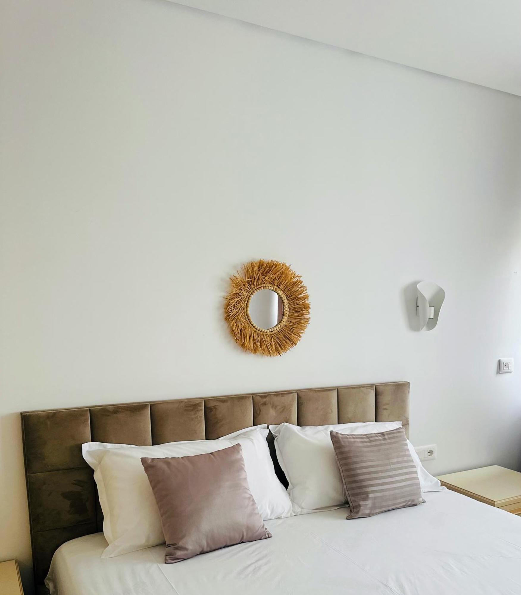 Madalin Seaside Apartment Vlorë Eksteriør billede